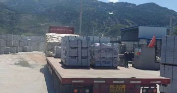 玉溪 芝麻白仿形路沿石，直形路沿石