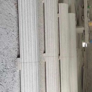 玉溪 花岗岩厂家带你看白麻花岗岩门楼大柱柱皮