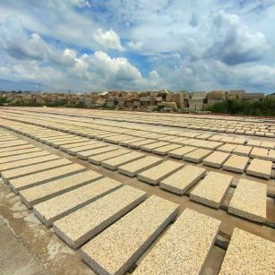 玉溪 黄金麻荔枝面花岗岩石材地铺石防护中