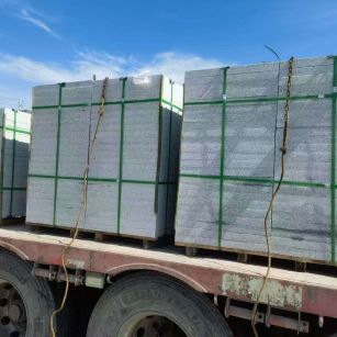 玉溪 芝麻白花岗岩地铺石装车日常