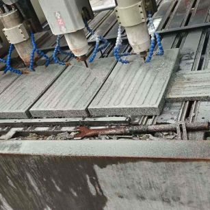 玉溪 芝麻白花岗岩荔枝面盲道雕刻