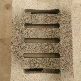 玉溪 芝麻白拉丝面花岗岩U型开槽排水槽