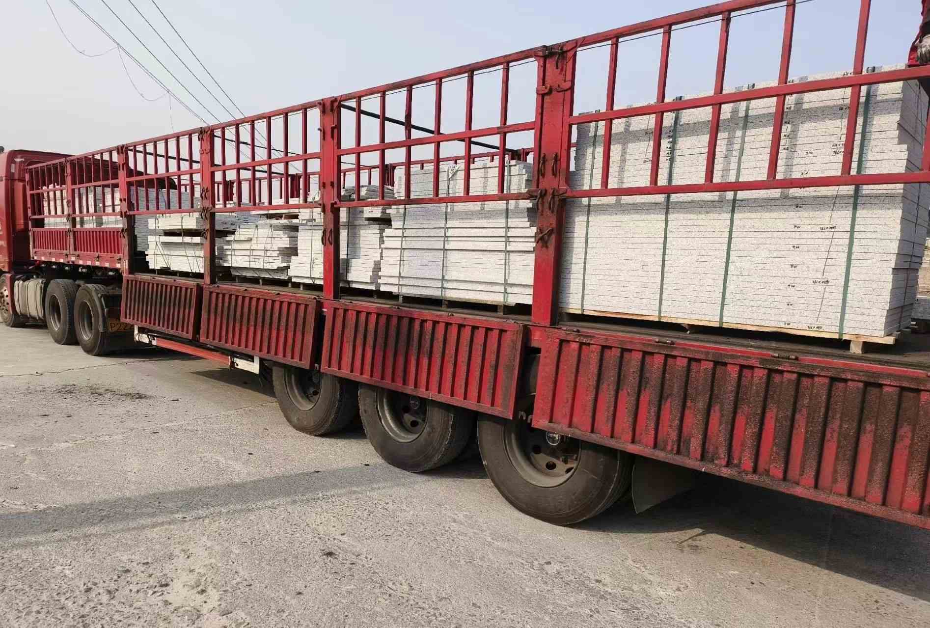 玉溪 白麻荔枝面外墙干挂，工厂装车日常