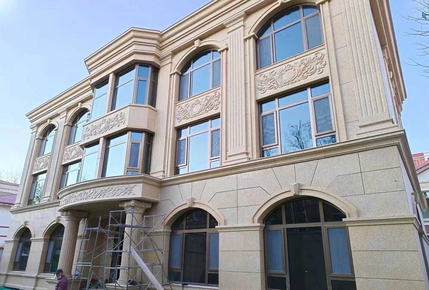 玉溪 黄金麻花岗岩别墅外墙干挂