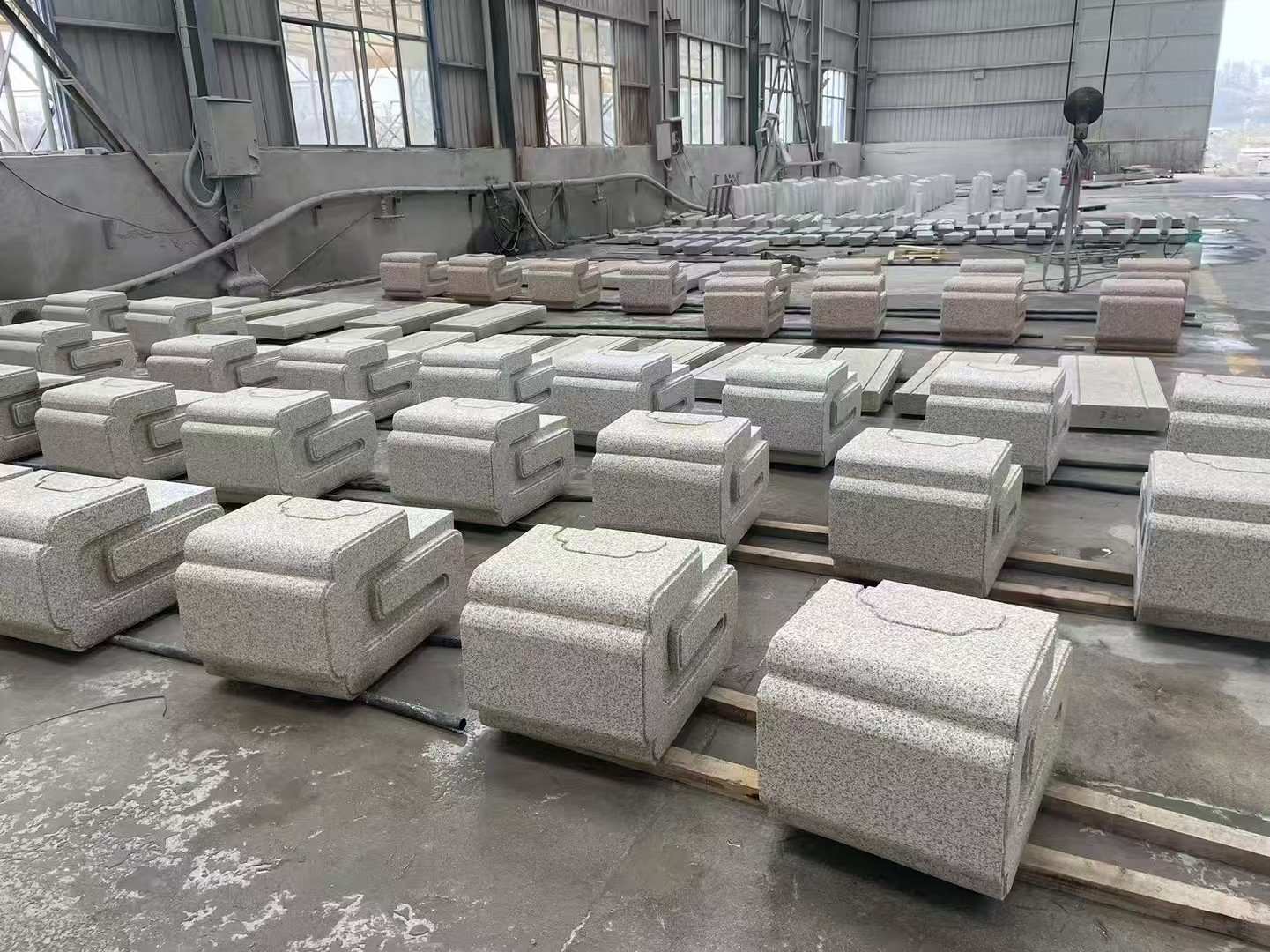 玉溪 白麻花岗岩异形加工-石凳，坐凳