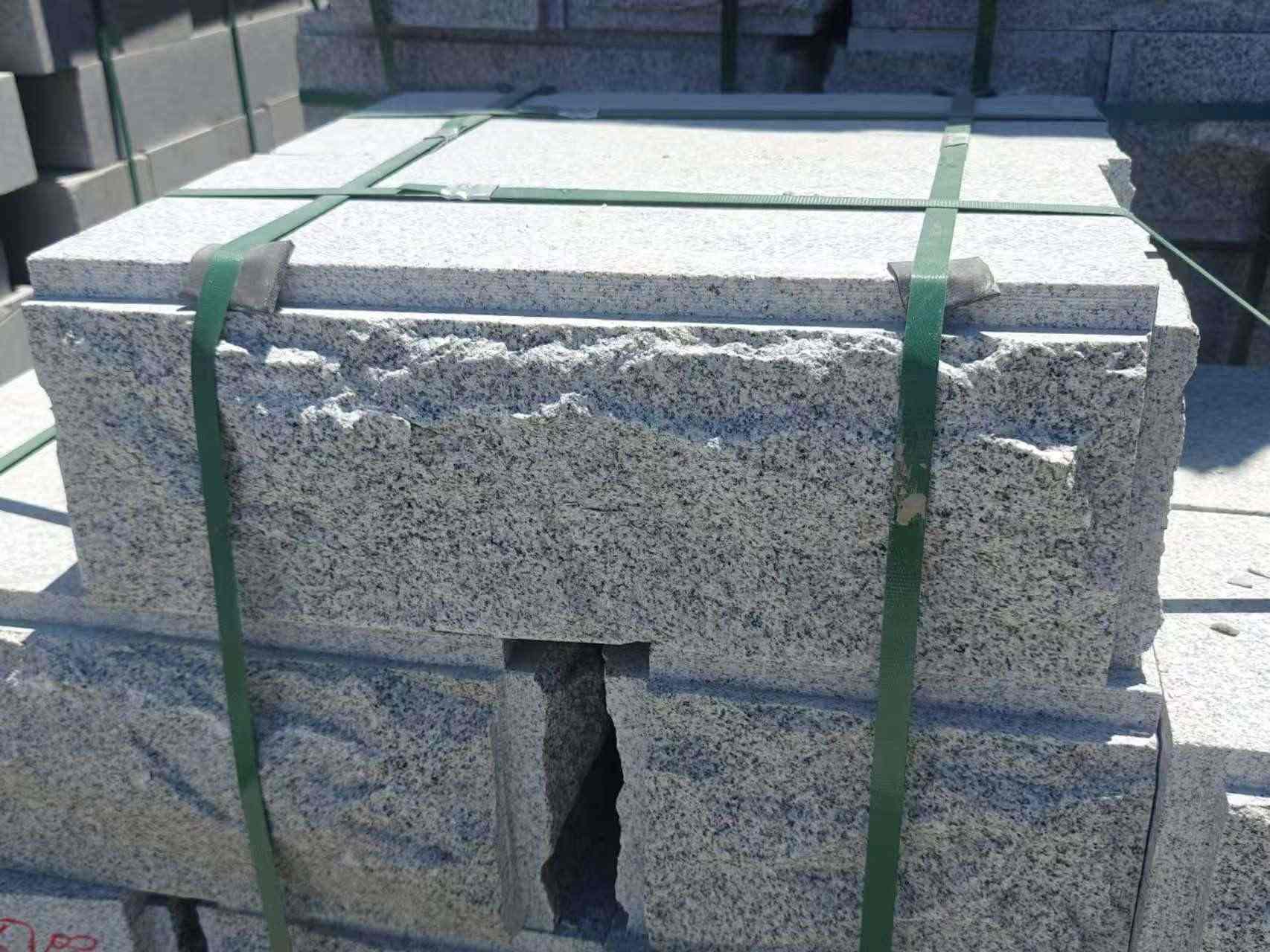 玉溪 芝麻白花岗岩自然面成品