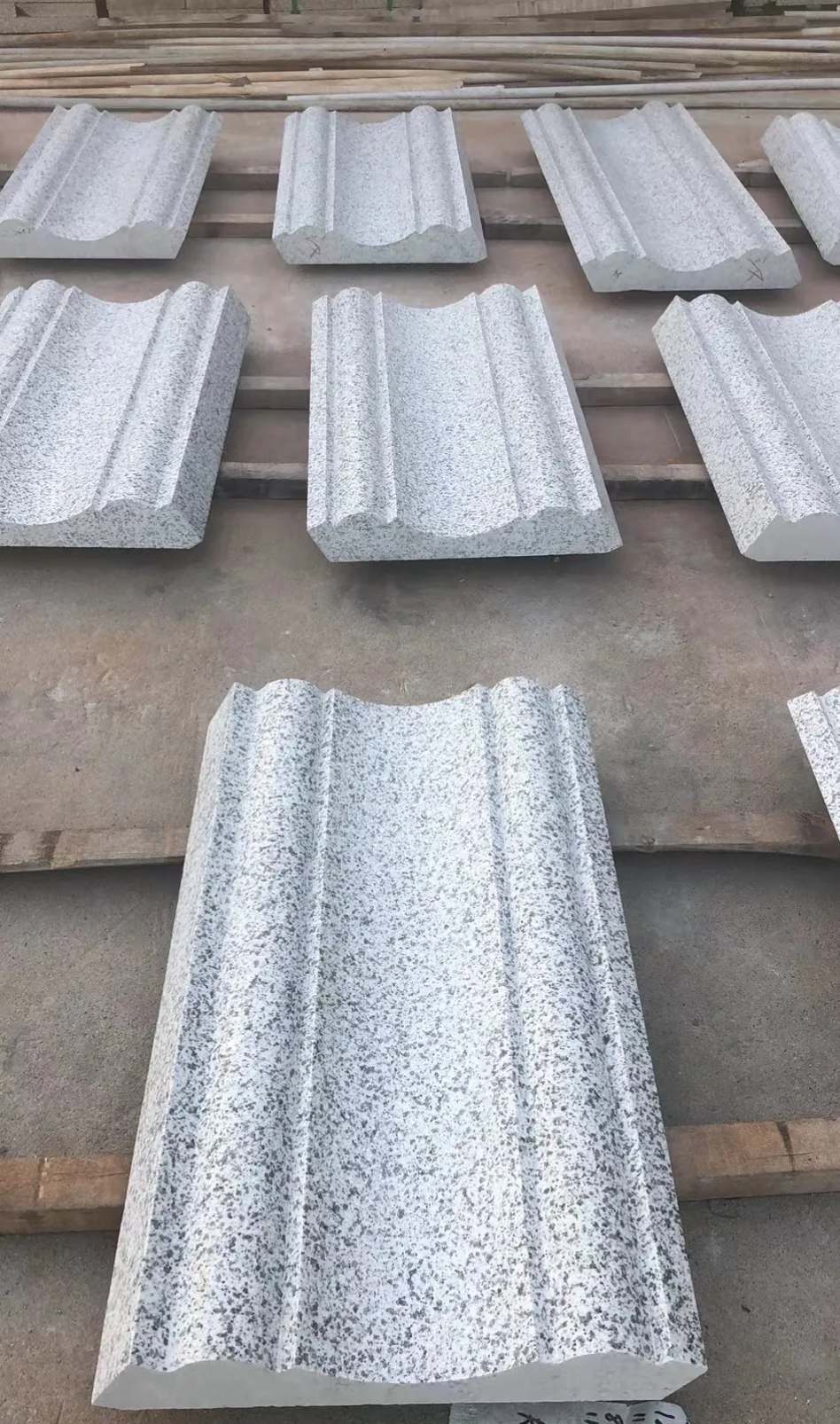 玉溪 白麻花岗岩光面别墅线条