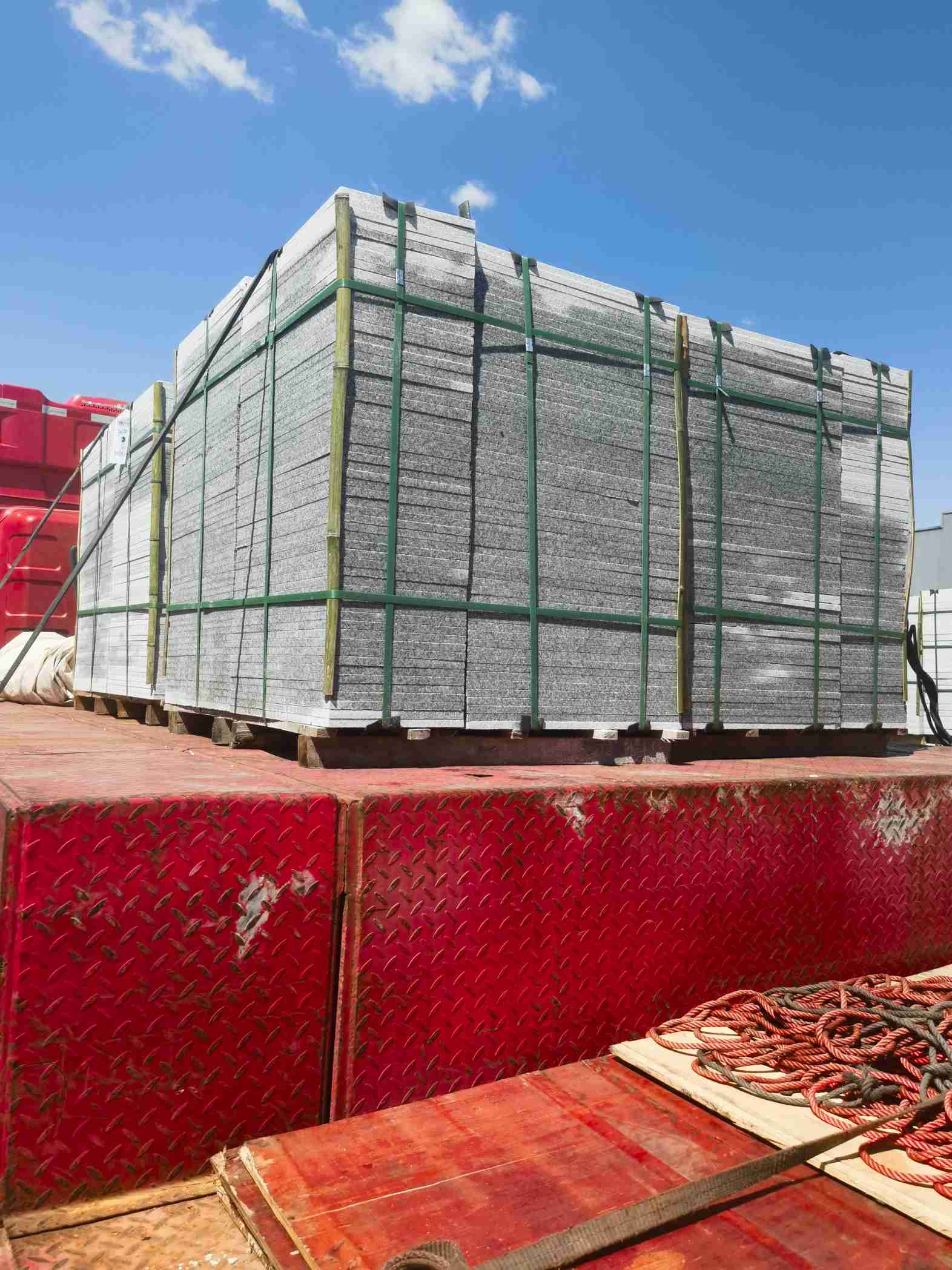 玉溪 芝麻白火烧规格板地铺石300*600/600*600