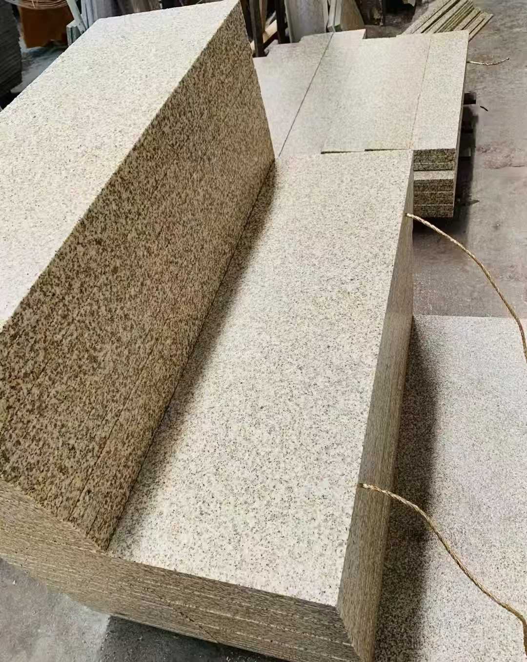 玉溪 黄金麻荔枝面外墙干挂成品