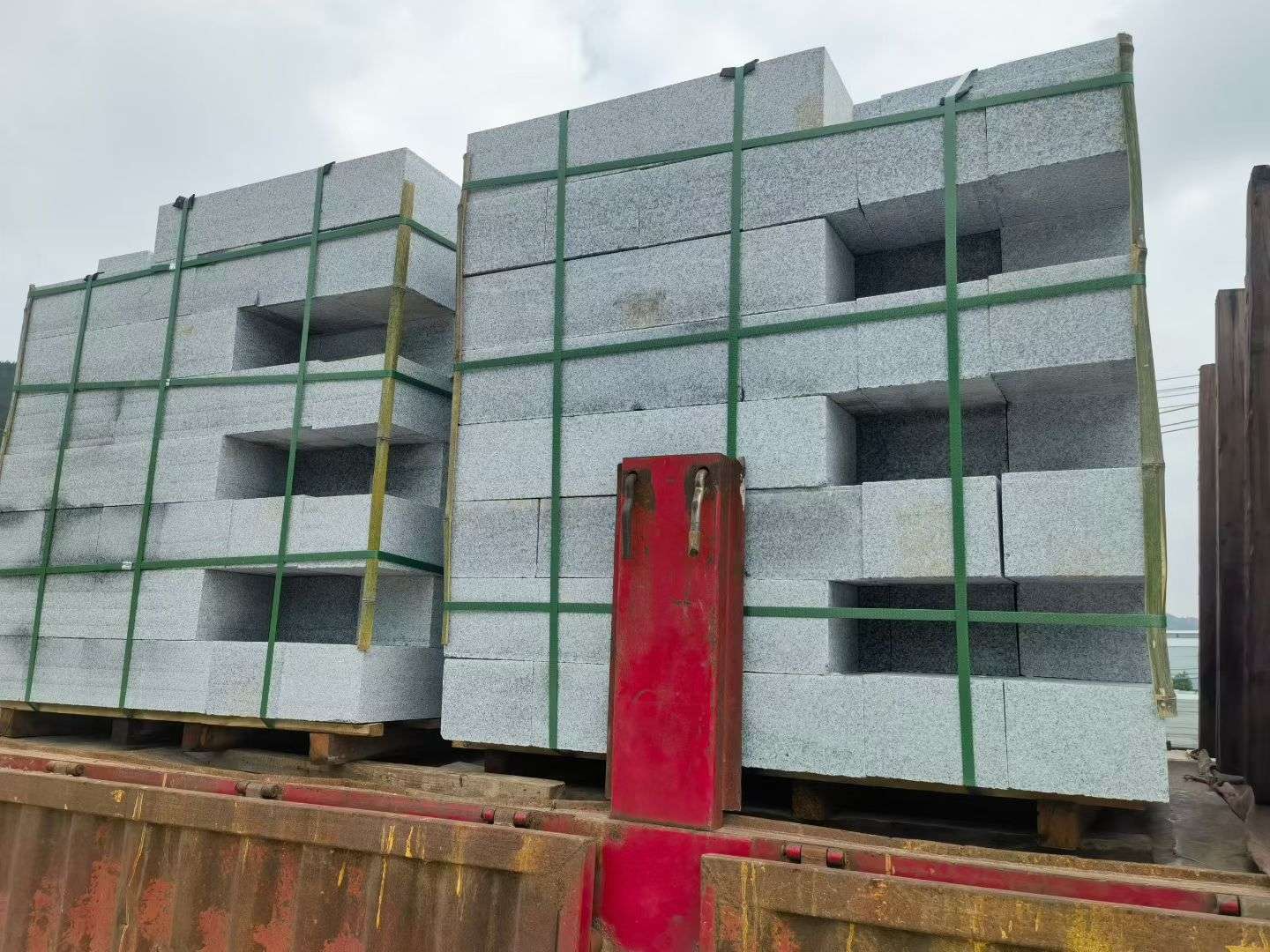 玉溪 芝麻白花岗岩路沿石，平石，路侧石，马路牙子，路缘石，立缘石，平缘石等